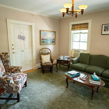 Maple Hill Farm Inn-2